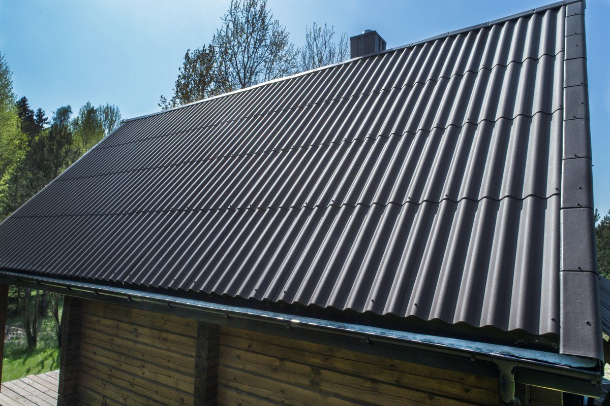 EuronitIreland's tweet photo. Smart installation of our Urban Pro fibre cement sheeting on a log cabin. A lovely alternative to traditional materials that really fits in well with its surroundings 👌

#EuronitIreland #Renovation #SelfBuild #SelfBuildIreland https://t.co/a6z7oGO1lD