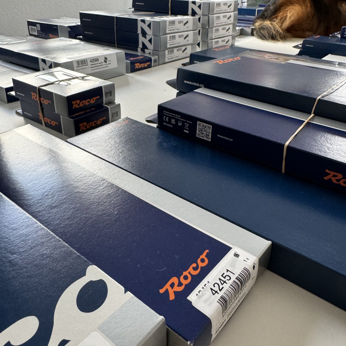 JModelisme's tweet photo. 🚂✨ Arrivage de rails Roco & Fleischmann !
Découvrez-les ici : https://t.co/hH4CKdFHK7
🛤️ Agrandissez votre réseau miniature grâce à ces voies ferrées de qualité.
🤔 Et vous, vous êtes plutôt HO ou N ?
#roco #fleischmann #scaleho #modelisme #trainminiature https://t.co/ClMudPWinK