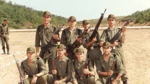 Doct_Tricornio's tweet photo. 🔴 ¿Crees que debería volver a implantarse el servicio militar obligatorio? https://t.co/5JtFKypz7x