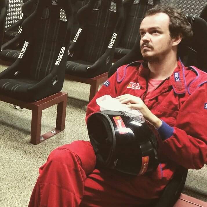 En el Referéndum 23 de <a href="/TDiscosGrandes/">TDG</a> en <a href="/subterfugeradio/">Subterfuge Radio</a> uno de los dos GUITARRAS del SUPERGRUPO es @ManuelCabezali de <a href="/HavalinaMadrid/">Havalina</a>.