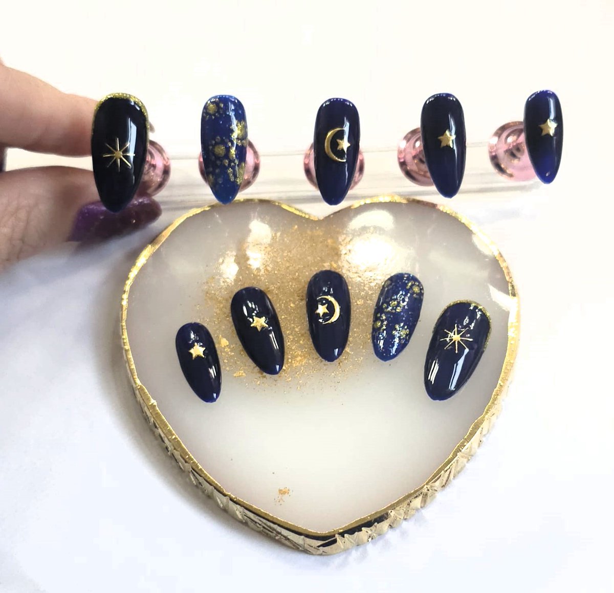 BoxOlives's tweet photo. Excited to share the latest addition to my #etsy shop: Dark Blue and Gold Moon Stars Press On Nails https://t.co/KV8ZnW9Cel #blue #pressonnails #pressonnailset #falsenails #handpainted #madeinuk #customnails #giftsforher #blueandgoldnails https://t.co/d988tw4YQF