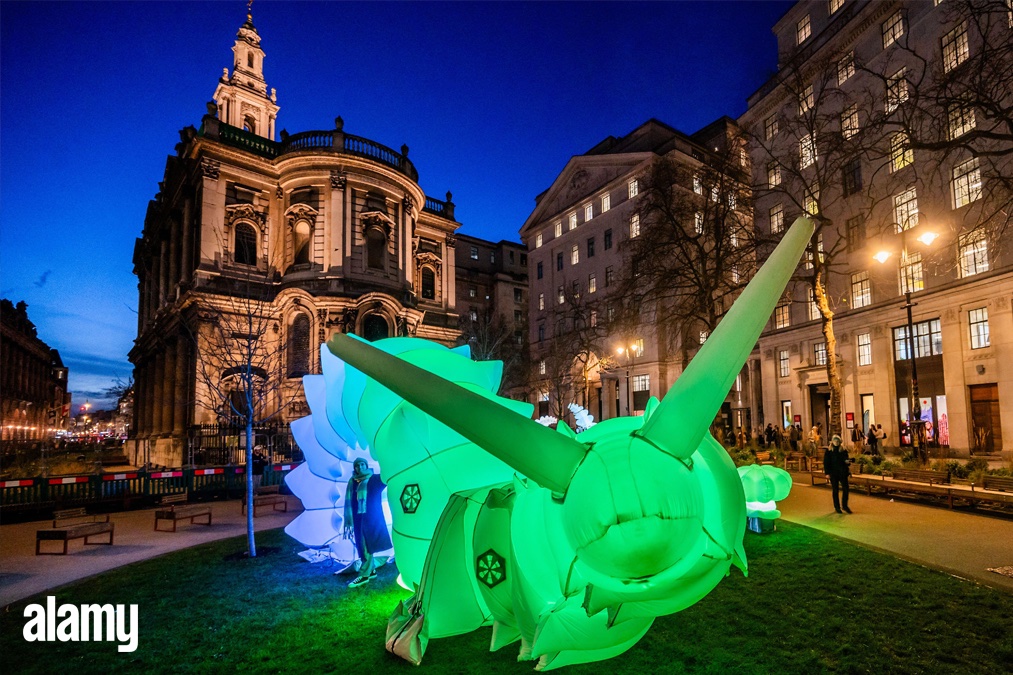 King's College London presents Air Giants: The Glowbot Garden, an installation of giant soft robots, which respond to touch. They will be displayed along the Strand, Aldwych. 

Image ID: 2WCM34W // Guy Bell // Alamy Live News

Explore more here: bit.ly/3po8fJM