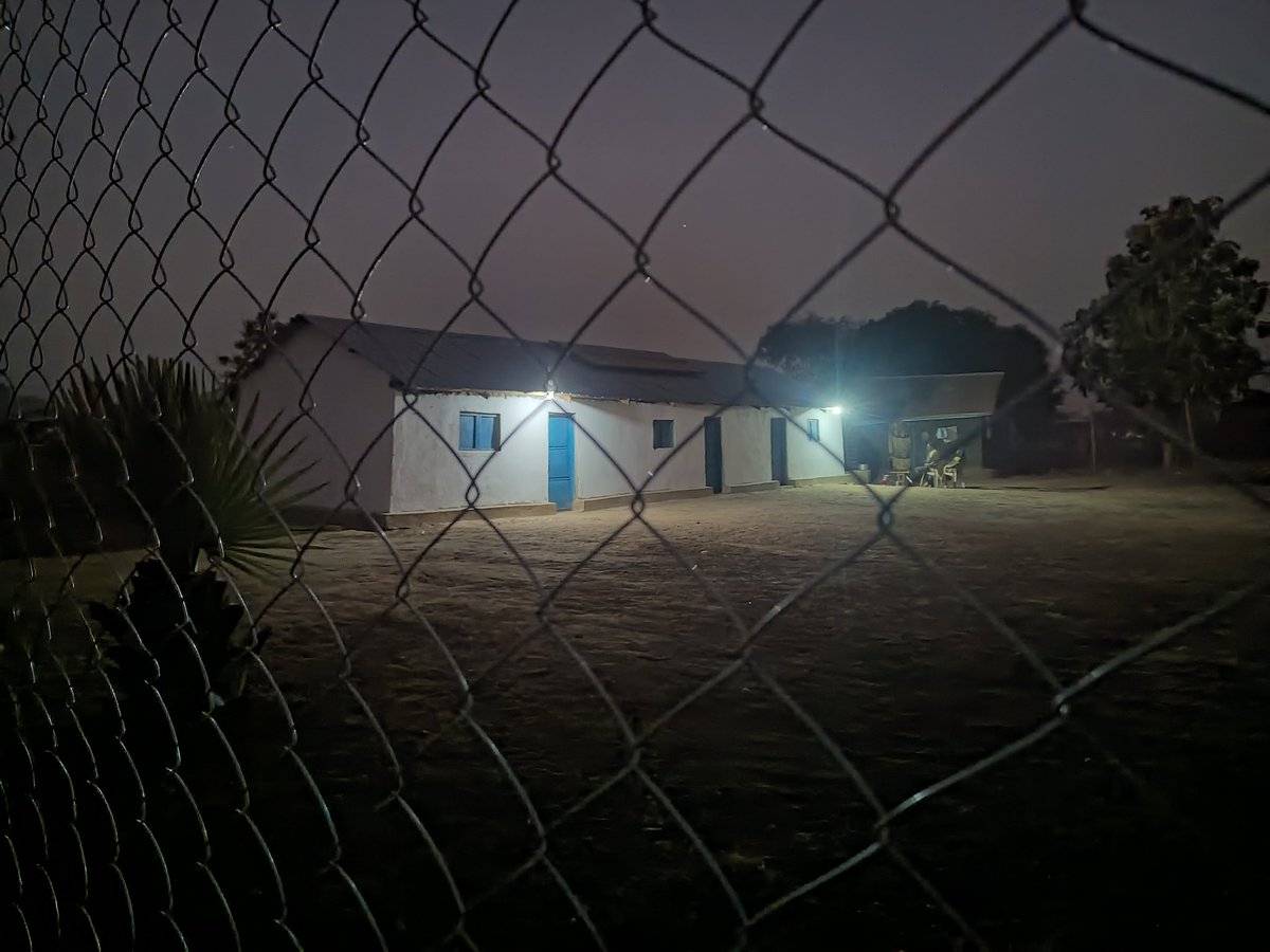 Ubuntu Community School tweet media