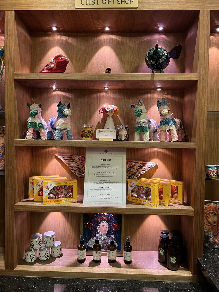 You know it’s a good hotel when the gift shop looks like this: 😃
