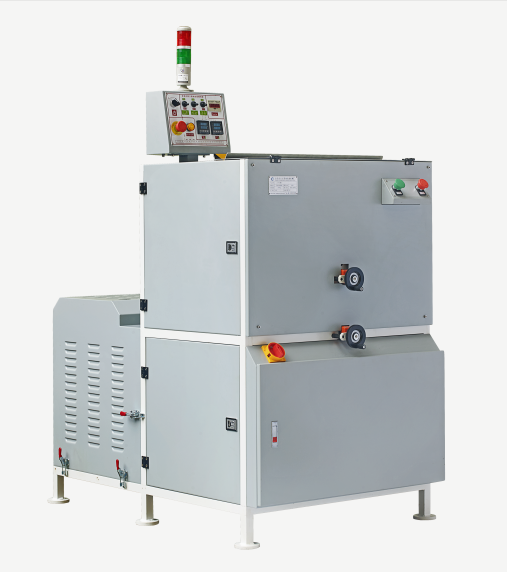 Hard cover book pressing &amp; creasing machine s a kind of easy and effective equipment for pressing and creasing hard cover books at the same time.Oreoperator can operate the machine easly ater the hard covers are on the hard cover books.