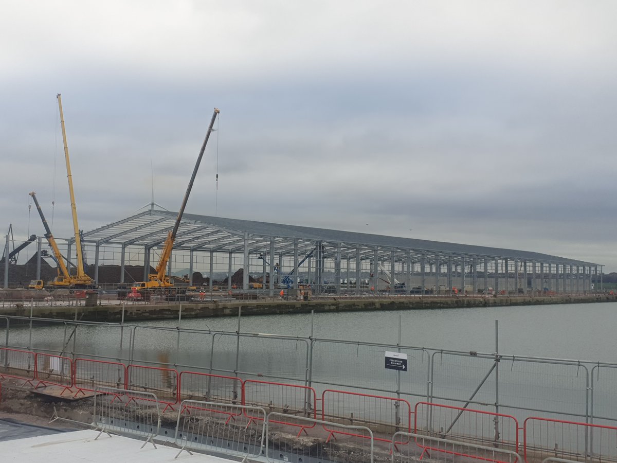 Progressing works no matter the weather! ❄️great work from everyone involved #Construction #structuralsteel