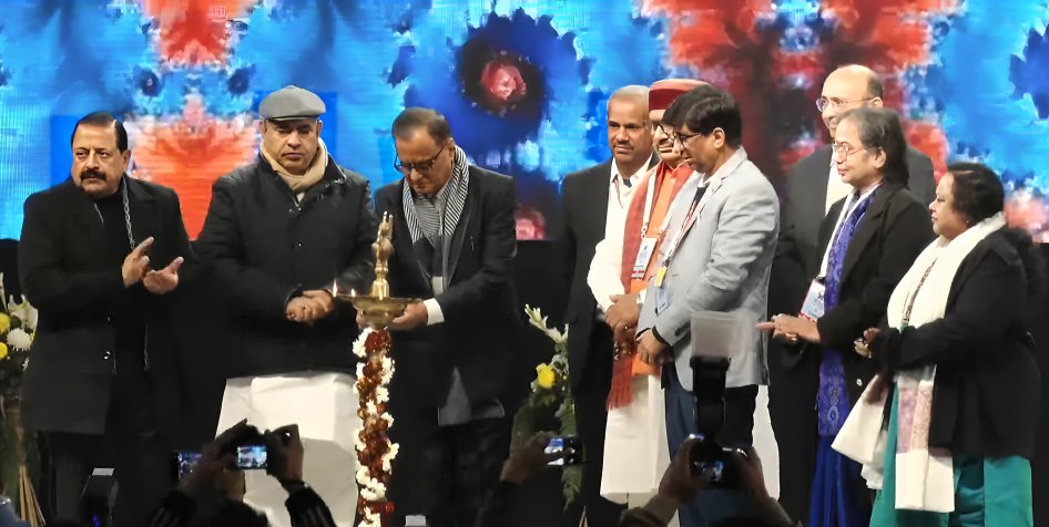 Prof. Ajay Kumar Sood, Principal Scientific Adviser to GoI @PrinSciAdvGoI joined the Inaugural Ceremony of the India International Science Festival #IISF2023 along with Hon'ble Minister of State (S&T) @DrJitendraSingh and other dignitaries. youtube.com/live/zCXibvkLB…