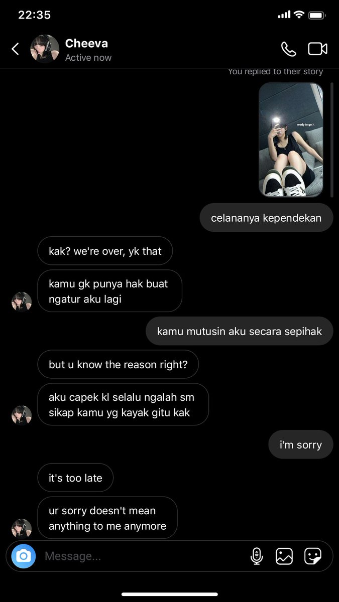 kazzerry's tweet photo. — Life after breakup. #goldenbear

jungkook x chaewon three tweet au
©pieceoftyun, 2024. https://t.co/yV2ENzDreZ