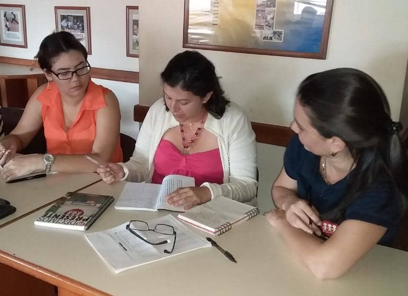 FeyAlegriaVE's tweet photo. Valoramos la pasión y el compromiso de los maestros. #MaestrosConCondicionesDignas #EsCuestiónDeJusticia https://t.co/UgI5lpvYux