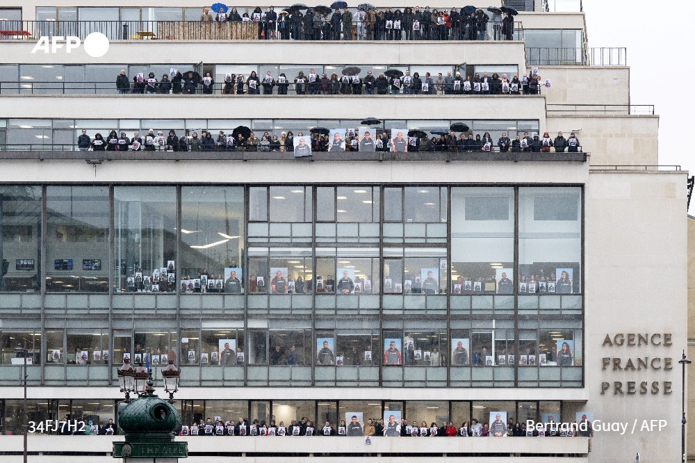 In Paris and around the world, #AFP staff gathered in solidarity on Wednesday with their nine colleagues in Gaza, demanding that the Israeli authorities ensure their security and allow them to leave the territory if they need to