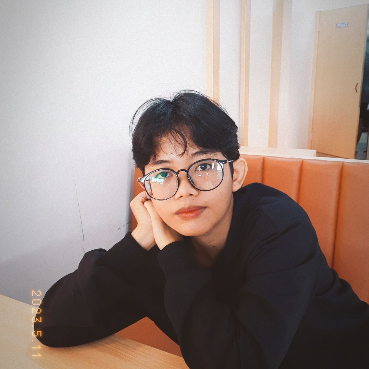 indischepartime's tweet photo. #FotoProfilBaru https://t.co/5Gt7UeIqlN