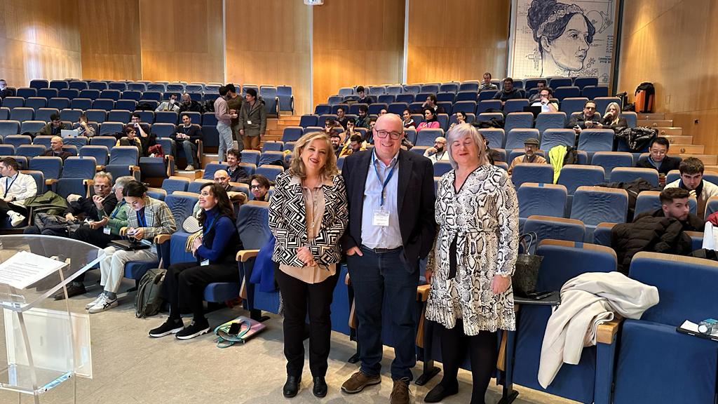 UccUnizar's tweet photo. Más de 120 investigadores en Inteligencia Artificial participan en el congreso internacional del instituto @bifi_unizar. 

Inauguran @RosaBoles1,  vicerrectora Política Científica @unizar, #PilarGayan, Ciencia e Investigación @GobAragon y @cosnet_bifi  

https://t.co/Lvl9Oe8vKQ https://t.co/0QUOXeXNnb