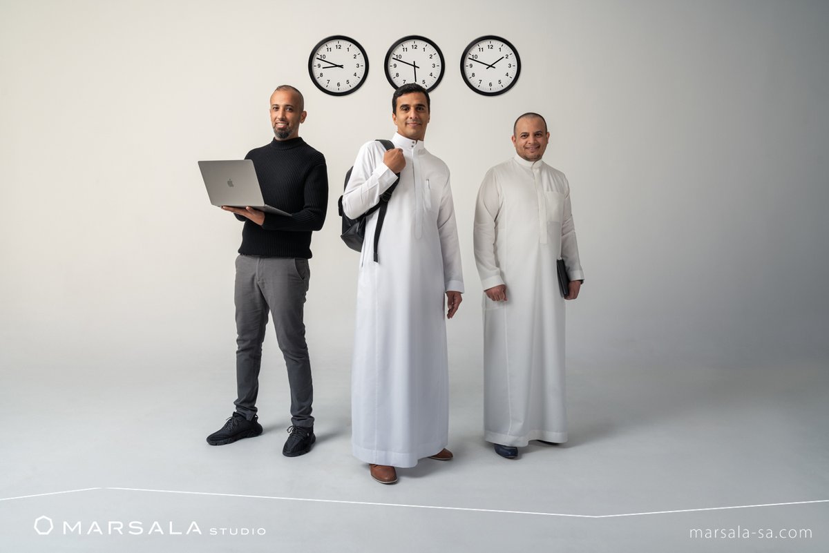 marsala_sa's tweet photo. ضمن مشاريع استوديو مارسالا المميزة تمكنا من تصوير رواد أعمال ومؤسسي شركات قيادية رائدة في مجالاتها. سعيدون بهذه المنجزات والفرصة التي اتاحها لنا عميلنا في الرياض، آخذين على عاتقنا بناء الفكرة وتنفيذها، والشكر موصول لرواد الأعمال الذي أنجحوا هذه الصور. https://t.co/JAwVMYcsDT