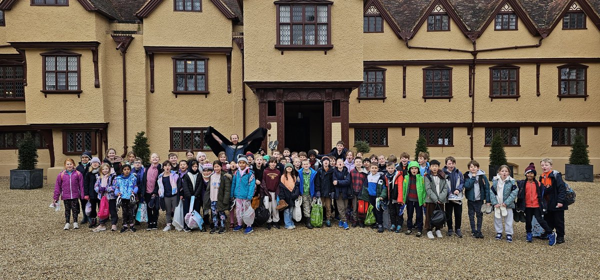BWPSchoolHead's tweet photo. Year 4 have arrived at Ufton Court. Let the adventure commence! @BWPSchool https://t.co/Ix8TlPThPY