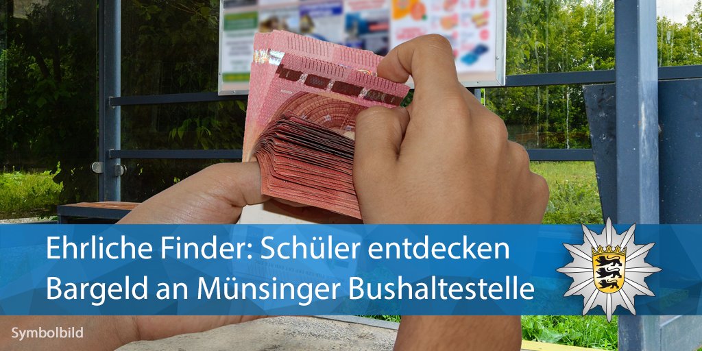 PolizeiRT's tweet photo. 👏 👍 #SubbrSach
🤳Heute Morgen haben vier Schüler einen hohen Bargeldbetrag an einer Bushaltestelle in Münsingen gefunden, was sie sofort meldeten.
💶 Die Kollegen konnten das Geld abholen, den Besitzer ermitteln und es zurückgeben 😃 https://t.co/GOJ2mJNlCb