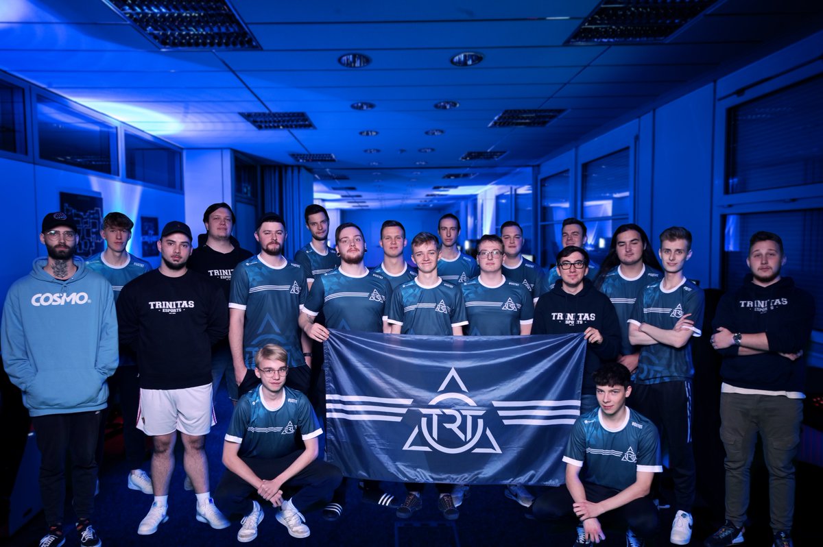 TrinitasEsports's tweet photo. Das war die #TRTFAM auf der 1. #TRTLAN vom 22.-24.10.2021. Lang ists her 🥹

Einige Legenden sind erneut dabei, aber auch viele neue Gesichter. Morgen ist Ankunft im @1337Camp 💙💙 https://t.co/MFMOfJ8NLj