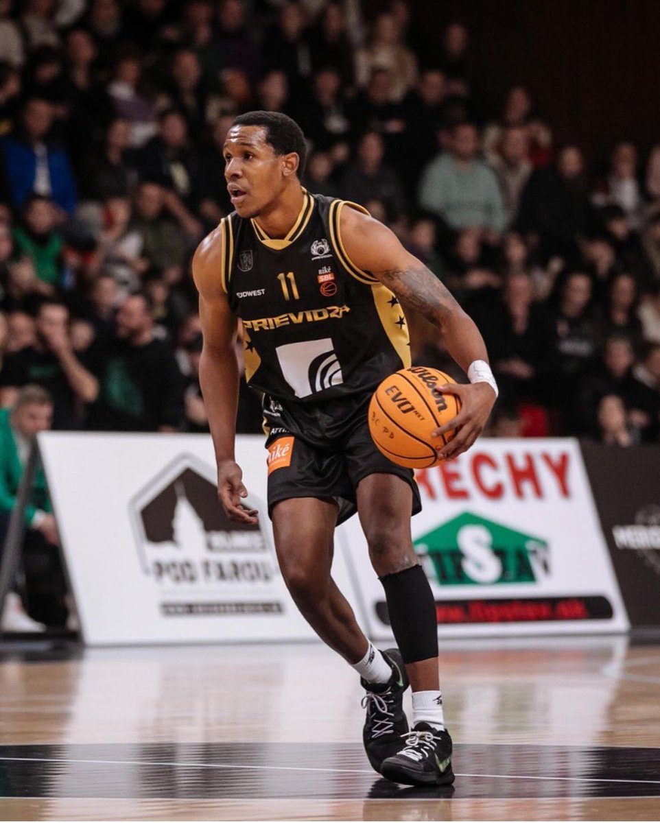 Chris hemphill tweet media