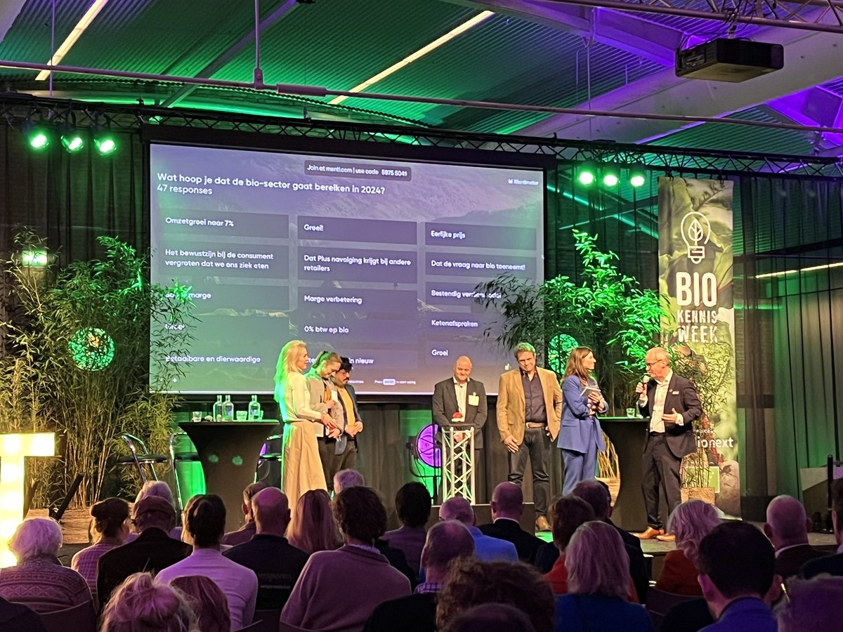 Het Comité (@het_comite) on Twitter photo Officiële opening van de #Biobeurs tijdens #Biokennisweek #whatisnext? Verschillende leden van <a href="/Het_Comite/">Het Comité</a> met een stand vertegenwoordigd Officiële opening van de #Biobeurs tijdens #Biokennisweek #whatisnext? Verschillende leden van <a href="/Het_Comite/">Het Comité</a> met een stand vertegenwoordigd
