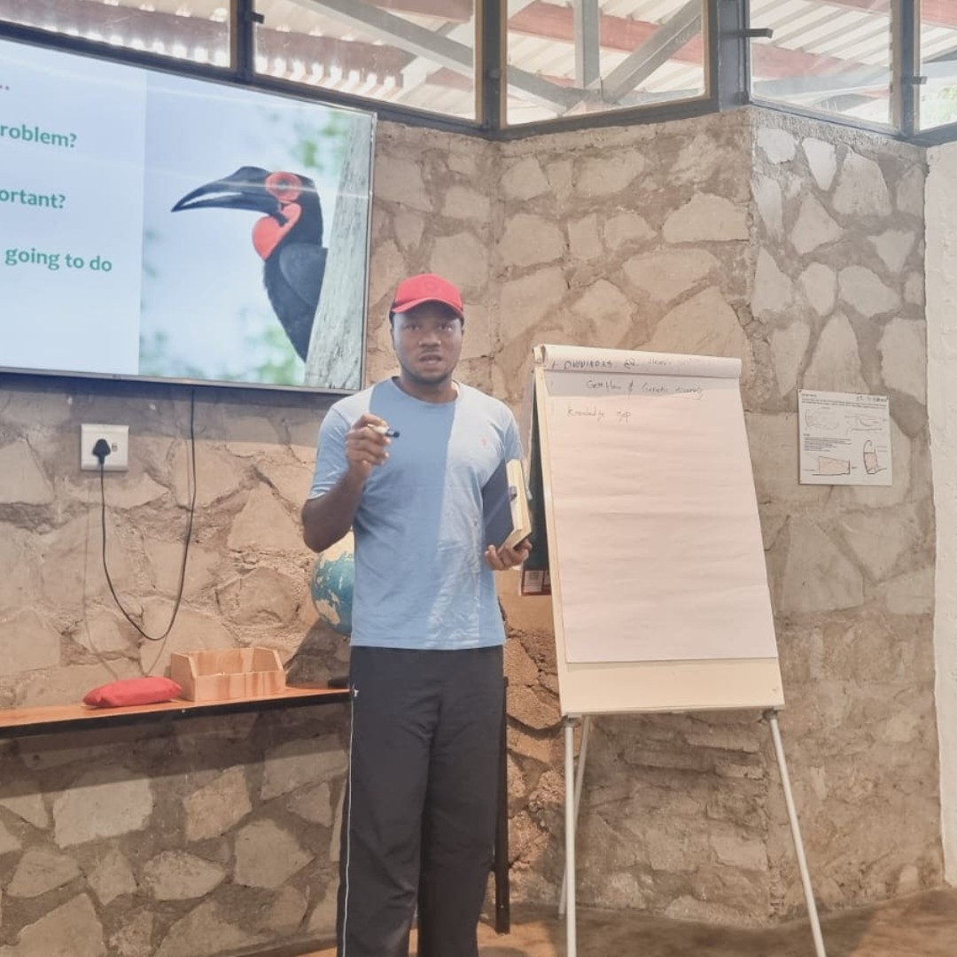 MGHP (@ground_hornbill) on Twitter photo Thanks to an amazing grant from <a href="/indianapoliszoo/">Indianapolis Zoo</a> we can train students from Ghana who are conducting their research on the Abyssinian or Northern Ground-hornbill in Ghana's Mole National Park.
#IndyZoo #KNUST Thanks to an amazing grant from <a href="/indianapoliszoo/">Indianapolis Zoo</a> we can train students from Ghana who are conducting their research on the Abyssinian or Northern Ground-hornbill in Ghana's Mole National Park.
#IndyZoo #KNUST