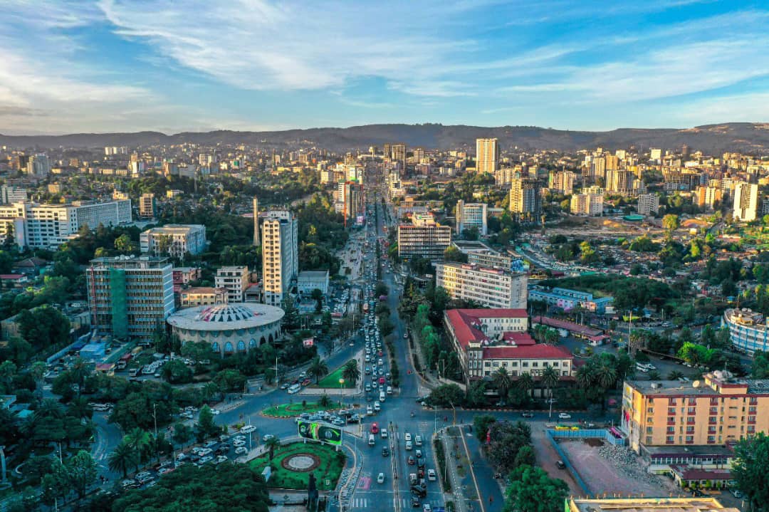 bella_milan10's tweet image. ህዝቡን አታውቁምና ተውት
#Addis_Ababa.🇪🇹
የከተማችን አዲስአበባ ህዝብ በእለት እንቅስቃሴው ውስጥ ለስራ እንጂ ለወሬ ጊዜ የሌለው እንደሆነ በተደጋጋሚ አረጋግጧል።ነገም ይህንኑ የሚያስቀጥል ህዝብ ነው።