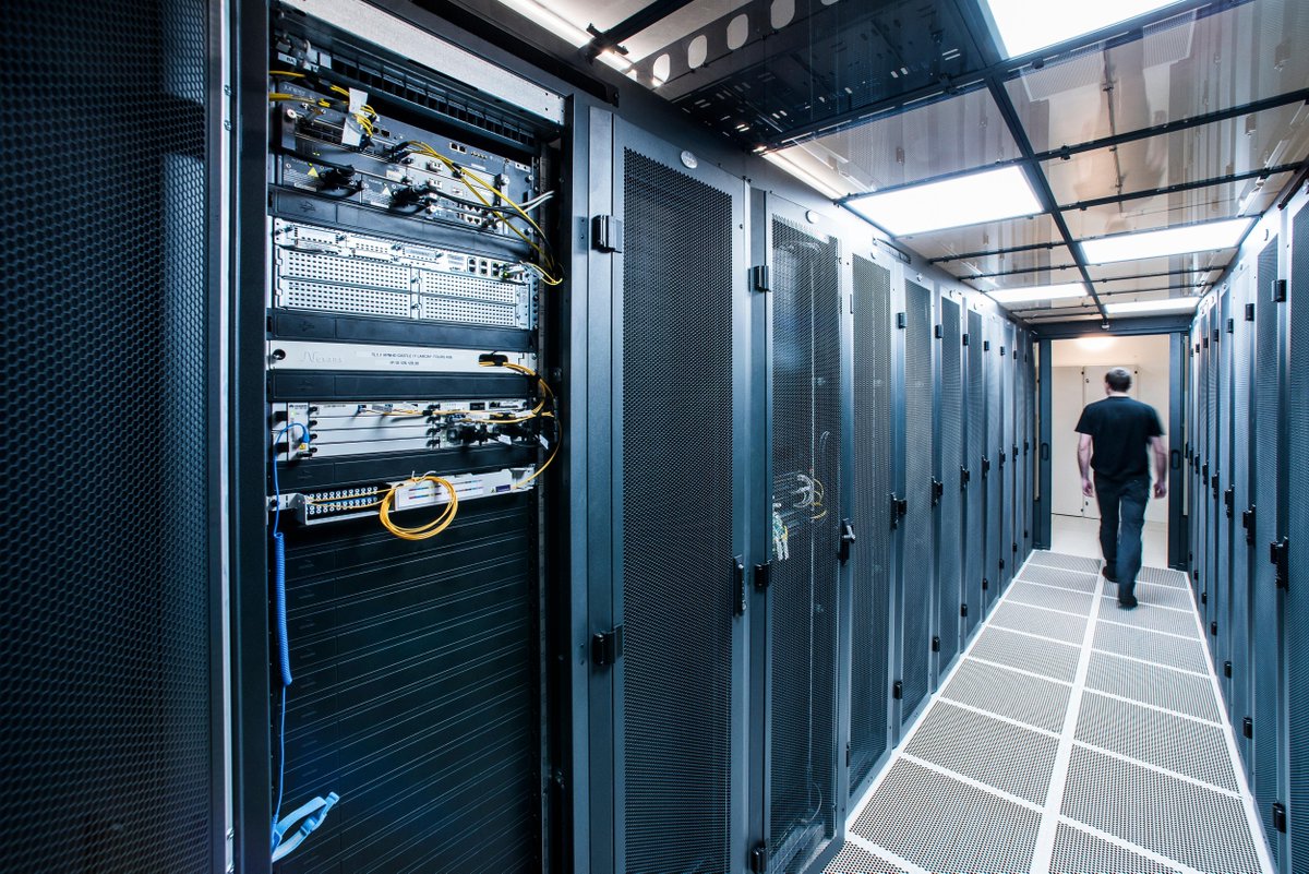 Subzero Engineering (@subzeroeng) on Twitter photo What's the best server rack size for your data center? Explore the nuances of server rack dimensions in this insightful guide from <a href="/datacenter/">Data Center Knowledge</a>.
Check out the full article here: buff.ly/3O3nT8L
#datacenter #technology #serverrack #innovation What's the best server rack size for your data center? Explore the nuances of server rack dimensions in this insightful guide from <a href="/datacenter/">Data Center Knowledge</a>.
Check out the full article here: buff.ly/3O3nT8L
#datacenter #technology #serverrack #innovation