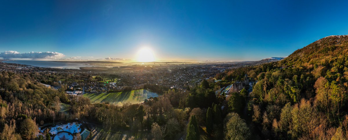 What a view over a frozen Belfast this morning:) <a href="/NITouristBoard/">Tourism NI</a> <a href="/VisitBelfast/">Visit Belfast</a> <a href="/News_Letter/">Belfast News Letter</a> <a href="/BelTel/">Belfast Telegraph</a>