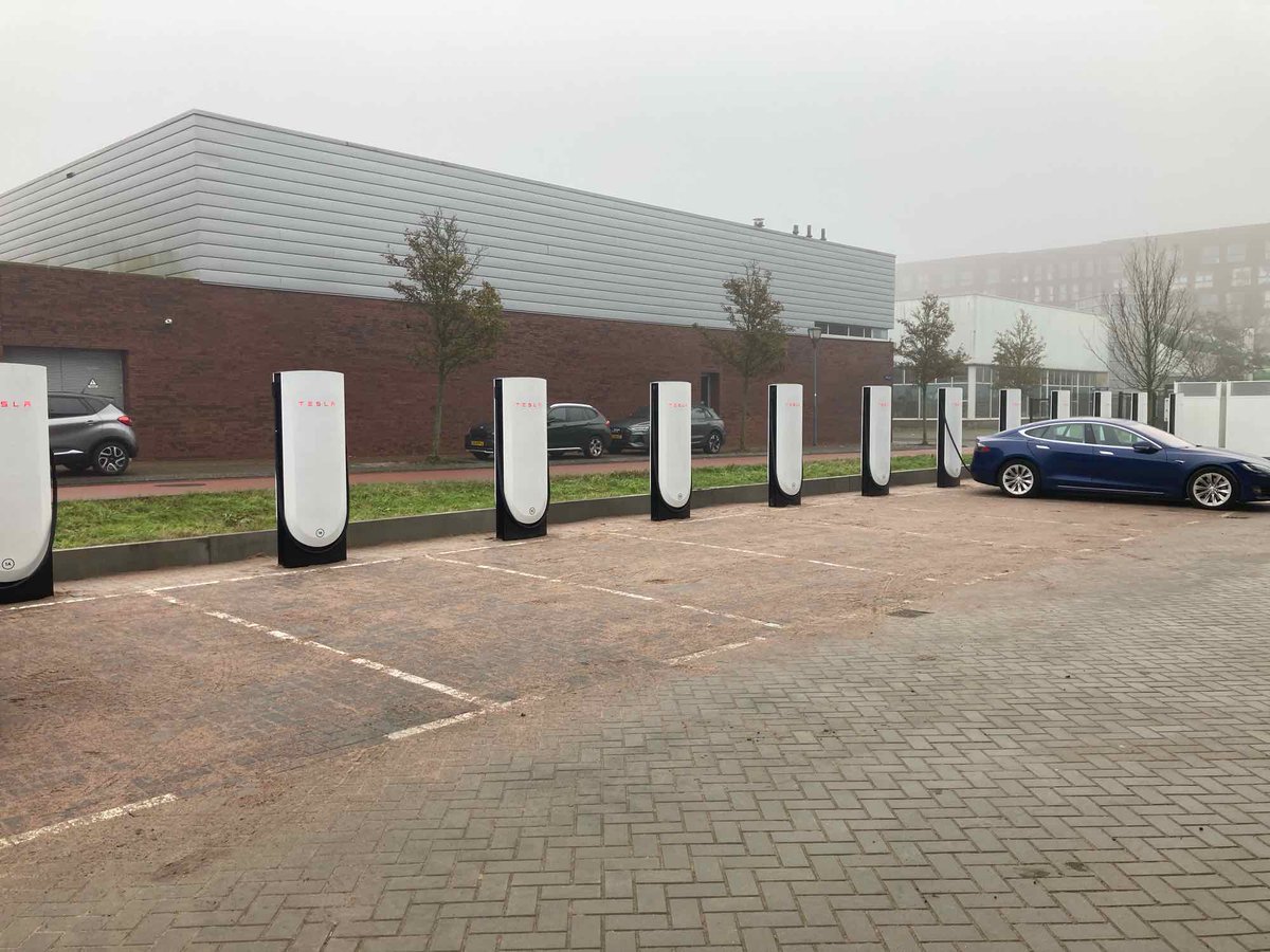 New Tesla Supercharger: Haarlem, Netherlands (12 stalls) tesla.com/en_eu/findus?l…