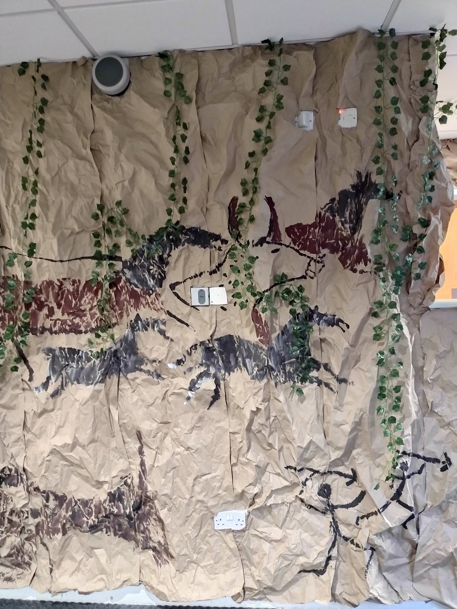 enricharch's tweet image. Had a great day with Year 3 at @pvacademies Kirkstead Junior campus. Big thank you to Mrs Jacques and Mrs Brough. and mostly the children! Best pots of the day by Indie and Alfie!
ps Love what you've done with the place!
#Pinxton #Nottinghamshire #ArchaeologyInSchools