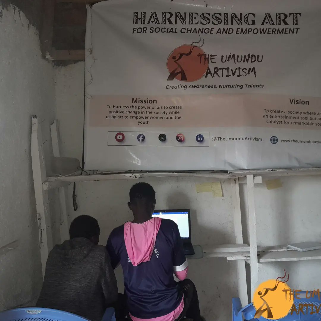 umunduartivism's tweet photo. Our aim with the digital literacy class is to introduce the young ladies and gents to online learning and job opportunities among other aspects such as digital marketing and digital art. 
We spotted an online data entry training opportunity today at @ajiradigital and enrolled one https://t.co/usQ3xwmwTE