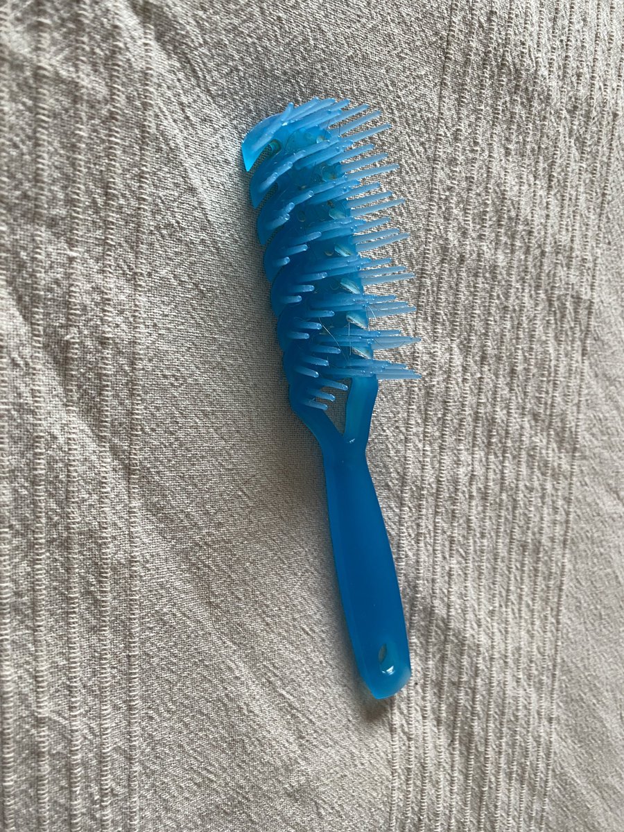 ¿Alguien sabe donde lo puedo comprar ? ( que sea igual que este )  #peine