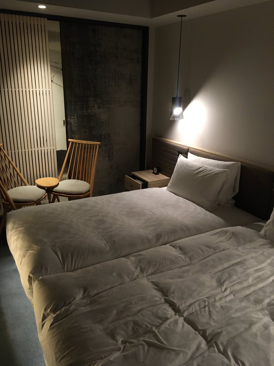 오사카 호텔도 추천 말아드립니다 .. 🌞
📍호텔 리솔 트리니티 오사카

1박에 10만원 초반대에 예약함
주변에는 회사들이 많은 곳이라 되게 조용했었다
대욕장도 있고 고즈넉한 분위기도 넘 맘에 들었고
지인들이 오사카 간다고 하면 꼭 추천하는 호텔 ...