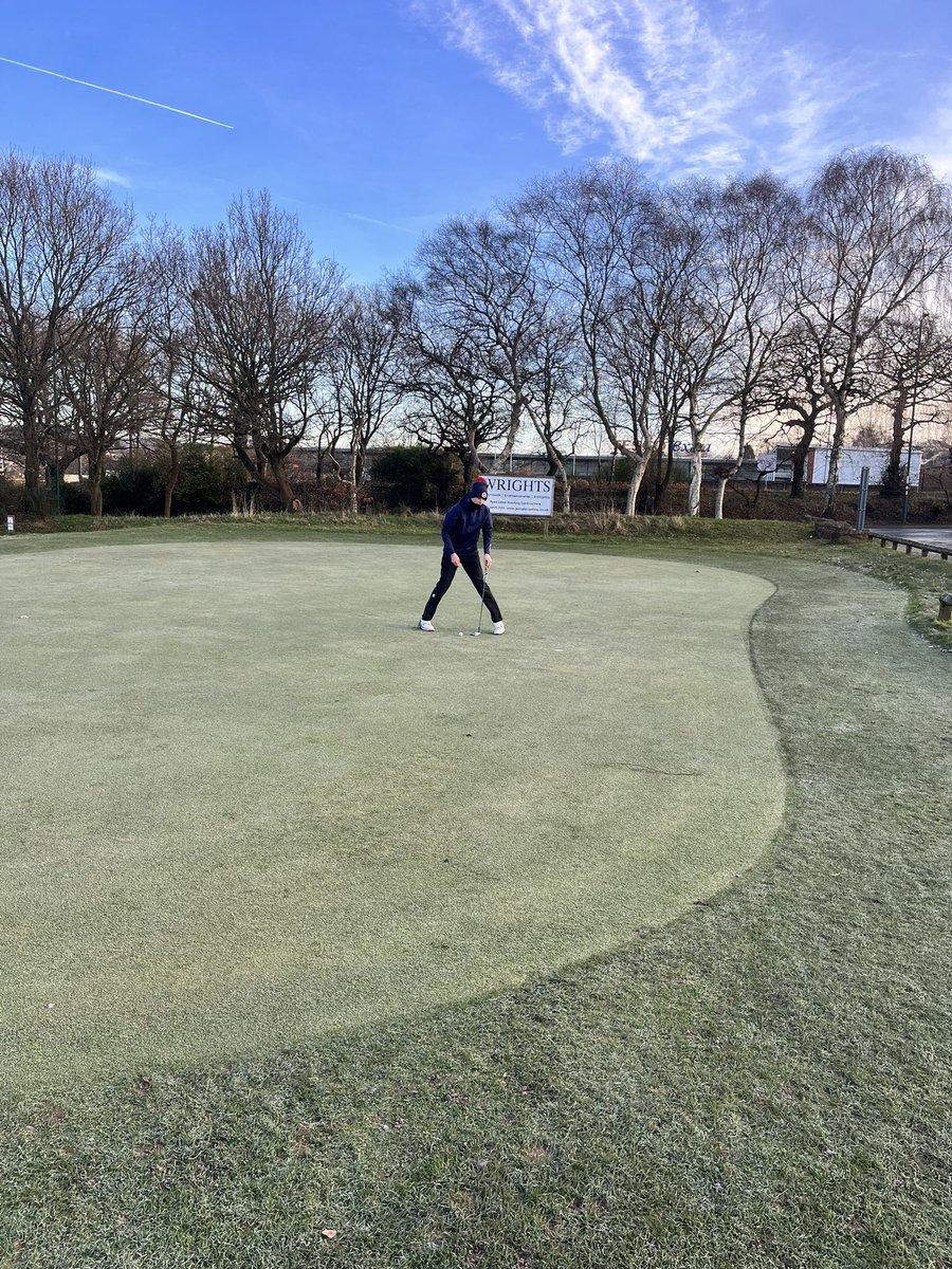 GolfWorksop's tweet photo. Cold start for the ISGA area finals vs @WrekinCol Good luck all! 🏌️‍♂️🏌️‍♀️⛳️ https://t.co/2Fqucf78yQ