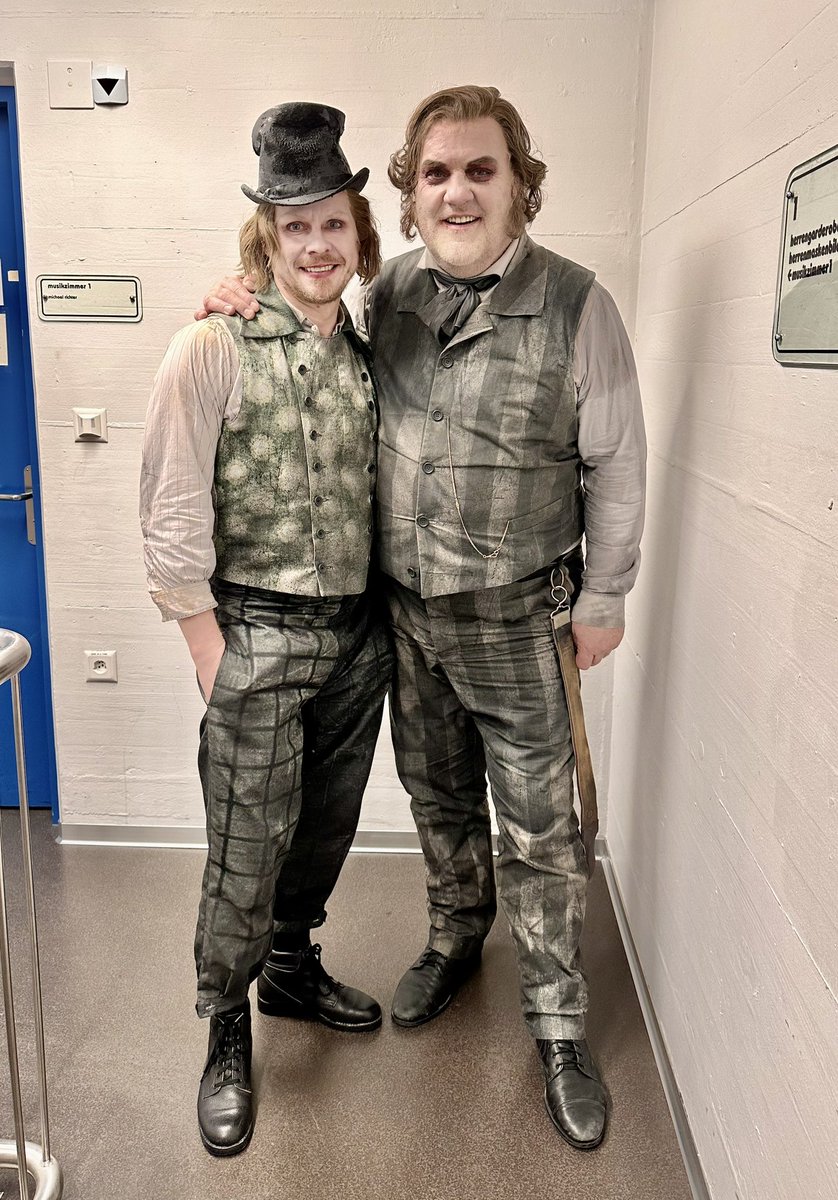 When you are work… but it doesn’t actually feel like work 😎🤣😍 it was an amazing run!!! Thank you <a href="/Bryn_Terfel/">Bryn T Jones</a> <a href="/operzuerich/">Opernhaus Zürich</a> <a href="/operamagazine/">Opera with Opera News</a> <a href="/Operanow/">Opera Now magazine</a> <a href="/RoyalAcadMusic/">Royal Academy of Music</a> ❤️❤️❤️
