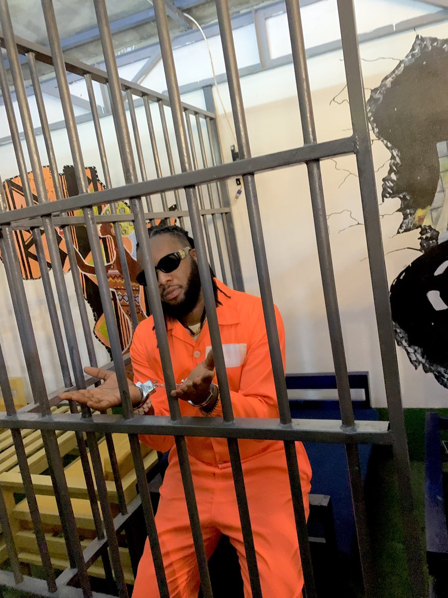 KShegzzy's tweet photo. Cheat on your wife or go to jail… EDO man inmate #004 https://t.co/RUa2wxWjM2