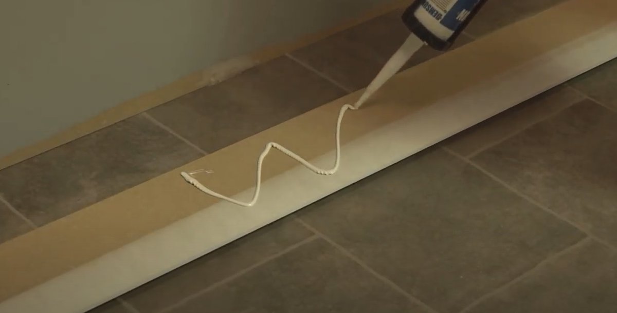 So, you've got your hands on some new Skirting Boards - Now it's time to install them! 🔨

We've put together a comprehensive guide, running through everything you'll need to know to fit your own Skirting Boards.

Learn more - mdfskirtingworld.co.uk/blog/how-to-fi…