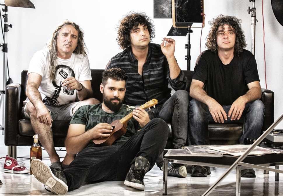 Gràcies als amics de <a href="/Maldito_Records/">Maldito Records</a> aquesta nit estrenem "Las Flores de la Primavera " el nou àlbum dels <a href="/Malas_Pulgas_/">Malas Pulgas</a>