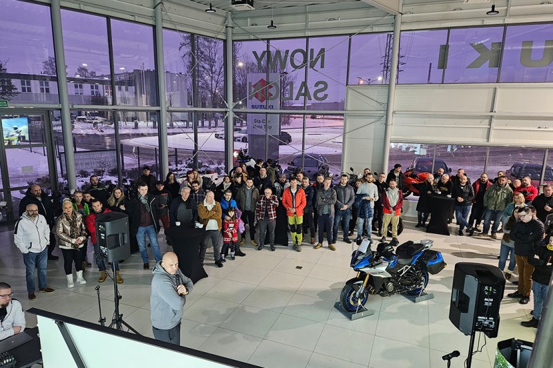 SUZUKI Moto Roadshow odwiedziło już Tychy i Kraków. Czas odwiedzić Gdańsk @gdansk - już w sobotę 20 stycznia o godz. 16.00 startujemy w salonie MOTOCYKLE 3 CITY przy ul. Marynarki Polskiej 59a #Suzuki #motorbike #motorcycles #EVENT #roadshow #suzukimotoroadshow