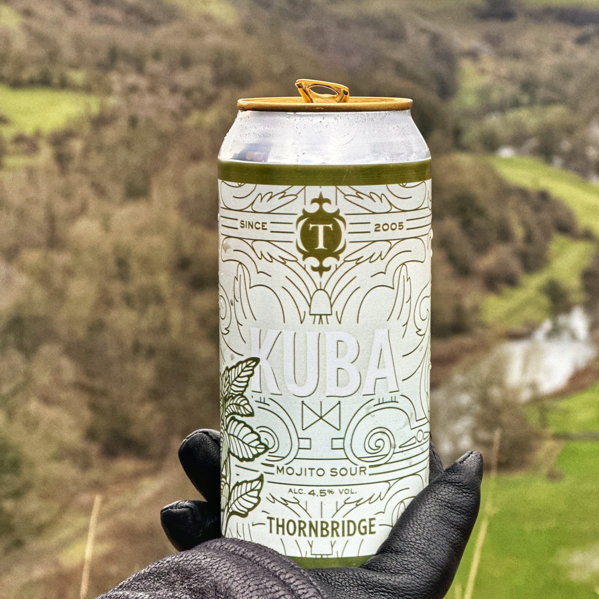 It's back, but this time in cans as well! First brewed in 2019, Kuba 4.8% Mojito Sour has all the flavours of a Mojito combined with a lip-smacking sour. There's very limited stock so make sure you get some while you can! Click the link to shop! 🔗 tinyurl.com/yc3m2y66