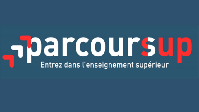 ei_sine's tweet photo. Parcoursup, c'est parti ! 🗓  Du 17 janvier au 3 avril, je m'inscris et je formule mes voeux. 📌 retrouvez toutes nos formations sur https://t.co/KZxPdyhFdq @universitereims @AcReims https://t.co/kwiam7gO6J
