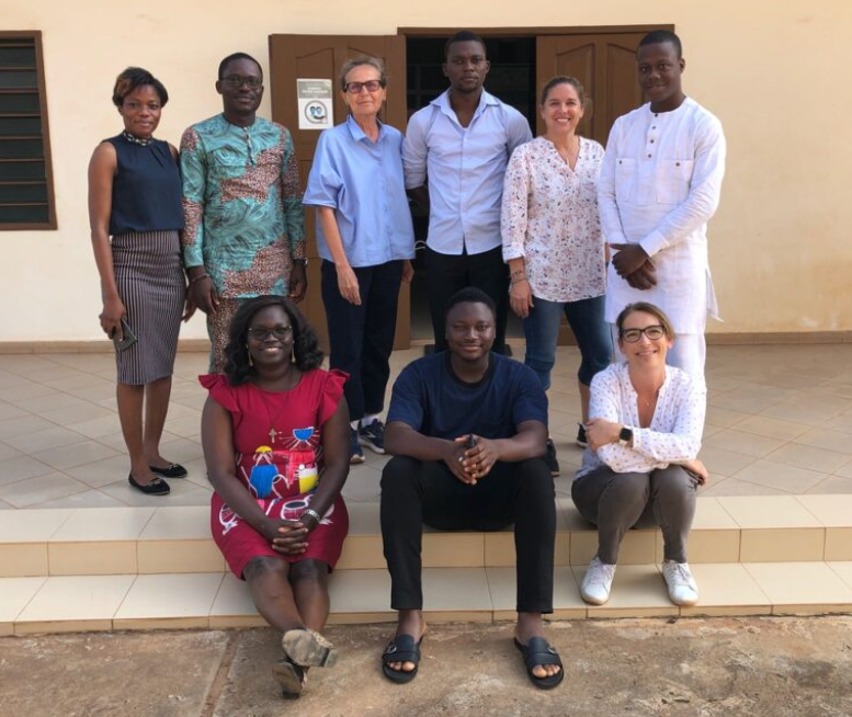 ANRS Maladies infectieuses émergentes (@agenceanrs) on Twitter photo #AFROSCREEN : Des équipes du #Bénin prêtes pour le #séquençage des virus #Lassa et #Mpox dans le cadre du projet de #surveillance génomique #AFROSCREEN avec <a href="/ird_fr/">IRD.fr</a>
Retrouvez l'article complet sur : afroscreen.org/formation-sequ…
<a href="/agenceANRS/">ANRS Maladies infectieuses émergentes</a> <a href="/institutpasteur/">Institut Pasteur, since 1887</a> <a href="/AFD_France/">Agence Française de #Développement (AFD) 🇫🇷 🇪🇺</a>
#OneHealth #AFROSCREEN : Des équipes du #Bénin prêtes pour le #séquençage des virus #Lassa et #Mpox dans le cadre du projet de #surveillance génomique #AFROSCREEN avec <a href="/ird_fr/">IRD.fr</a>
Retrouvez l'article complet sur : afroscreen.org/formation-sequ…
<a href="/agenceANRS/">ANRS Maladies infectieuses émergentes</a> <a href="/institutpasteur/">Institut Pasteur, since 1887</a> <a href="/AFD_France/">Agence Française de #Développement (AFD) 🇫🇷 🇪🇺</a>
#OneHealth