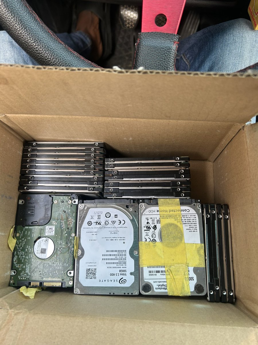 RegularCudjoe's tweet photo. I sell these things 
¢130 for the 500GB HDD 
¢150 for the Nokia 105 dual sim. 

📞0579685129 https://t.co/WzznbuoFAy
