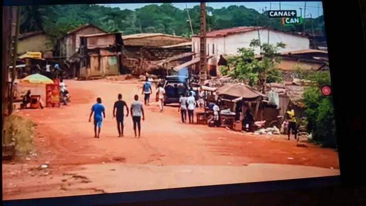 KrissToumi's tweet photo. Comme Canal+ CAN a montré une partie d'Abidjan très en poussière et bidonville, ils vont aussi expulser la chaîne ?🤔🤧
#CAN2023 #TotalEnergiesAFCON2023 https://t.co/HdzUb4Ry7H
