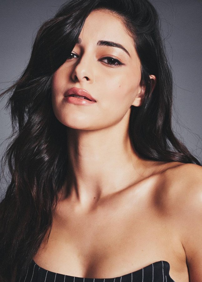 GECutahbgAIHACo?format=jpg&name=900x900