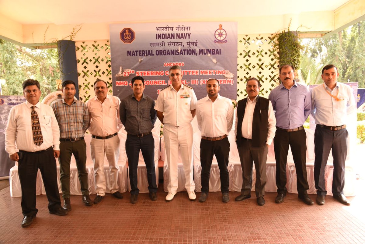 IN_DCP's tweet photo. Cmde Saurabh Agrawal, CMDE (CP)-II highlighted various initiatives completed/ presently being steered by #TeamDCP. GMs (HR) from #NDMumbai & #NDVisakhapatnam, GMs from #NSRYKarwar & #NSRYKochi, CSO (P&A) from #HQKNA, Director DCPS and all CCPOs also attended the meeting. https://t.co/UjUA1OO4e6
