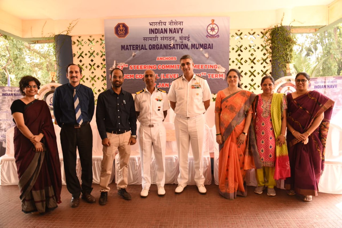 IN_DCP's tweet photo. Cmde Saurabh Agrawal, CMDE (CP)-II highlighted various initiatives completed/ presently being steered by #TeamDCP. GMs (HR) from #NDMumbai & #NDVisakhapatnam, GMs from #NSRYKarwar & #NSRYKochi, CSO (P&A) from #HQKNA, Director DCPS and all CCPOs also attended the meeting. https://t.co/UjUA1OO4e6