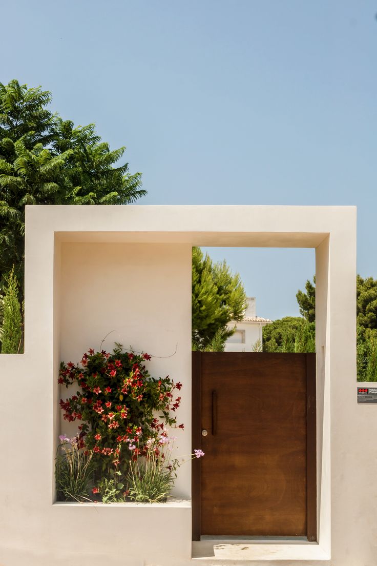 ArchitectMarvel's tweet photo. Modern Mediterranean Patio House 🤗

#nature #NatureBeauty #NatureIsAmazing #photography #Mediterranean #African #architecturedesign #travelphotography #lodge #architecture #California #beauty #photooftheday #housedecor https://t.co/fxKLJCXiaO