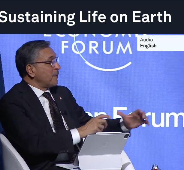 How do we make nature key to guiding policy and economic decisions? Happening now: @mcgill's President and Vice-Chancellor Deep Saini @McGillPresident moderates the Open Forum: 'Sustaining Life on Earth' at the Davos #WEF24 weforum.org/open-forum/eve…