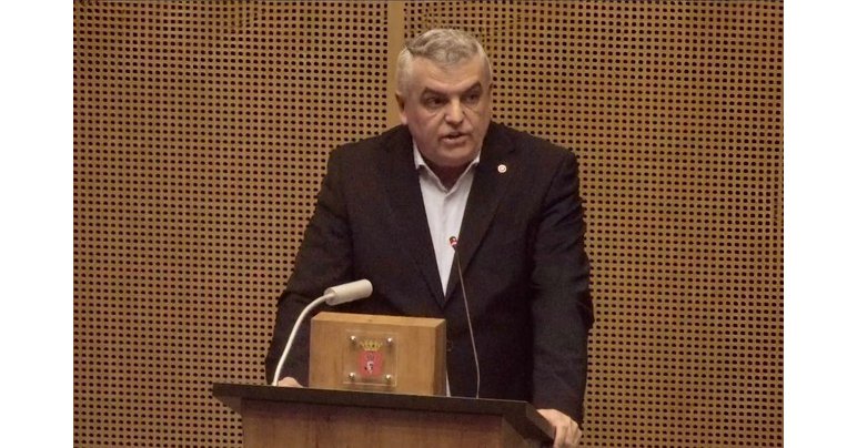 📌 De oppositiepartijen verlaten vergadering van gemeenteraad

In een extra column getiteld Democratie in #Helmond legt Theo Heller, fractievoorzitter van Forum voor Democratie, uit waarom. 
Zie deweblogvanhelmond.nl/startpagina/he…