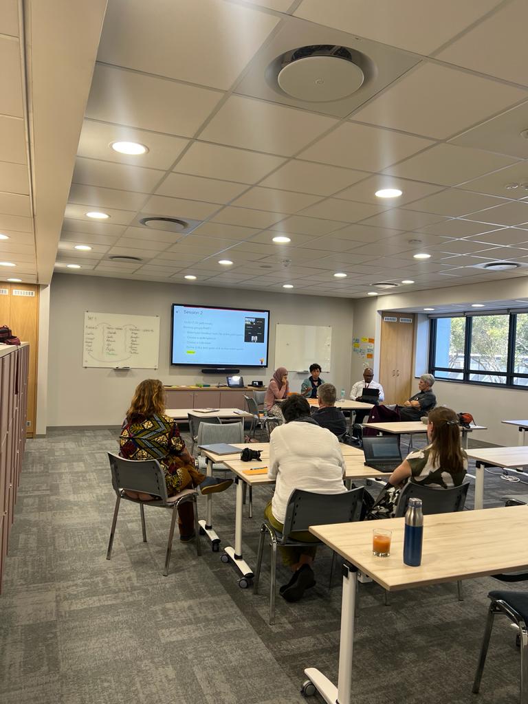 Centre for Epidemic Response & Innovation (CERI) tweet media