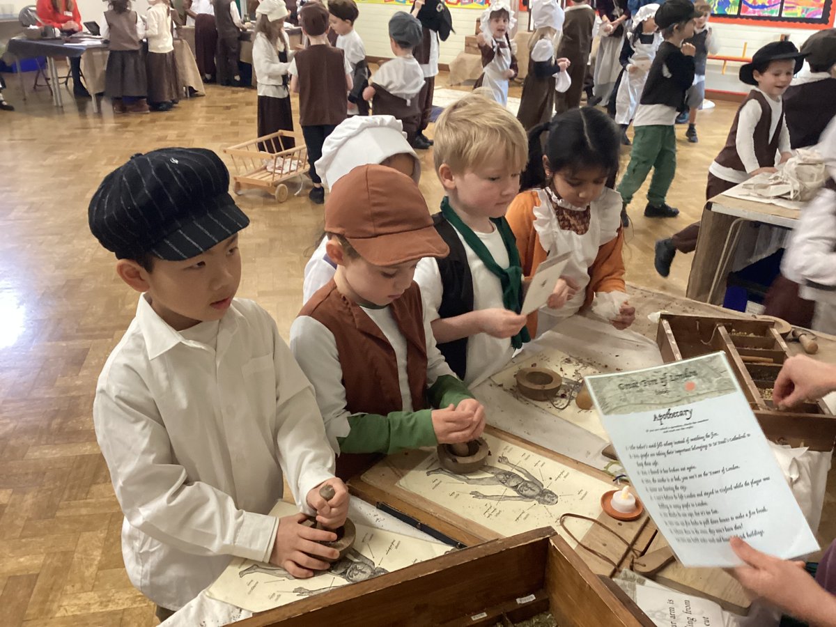 Wood End School tweet media